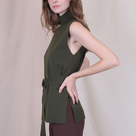Sleeveless Belted Top - Picture 3 of 4